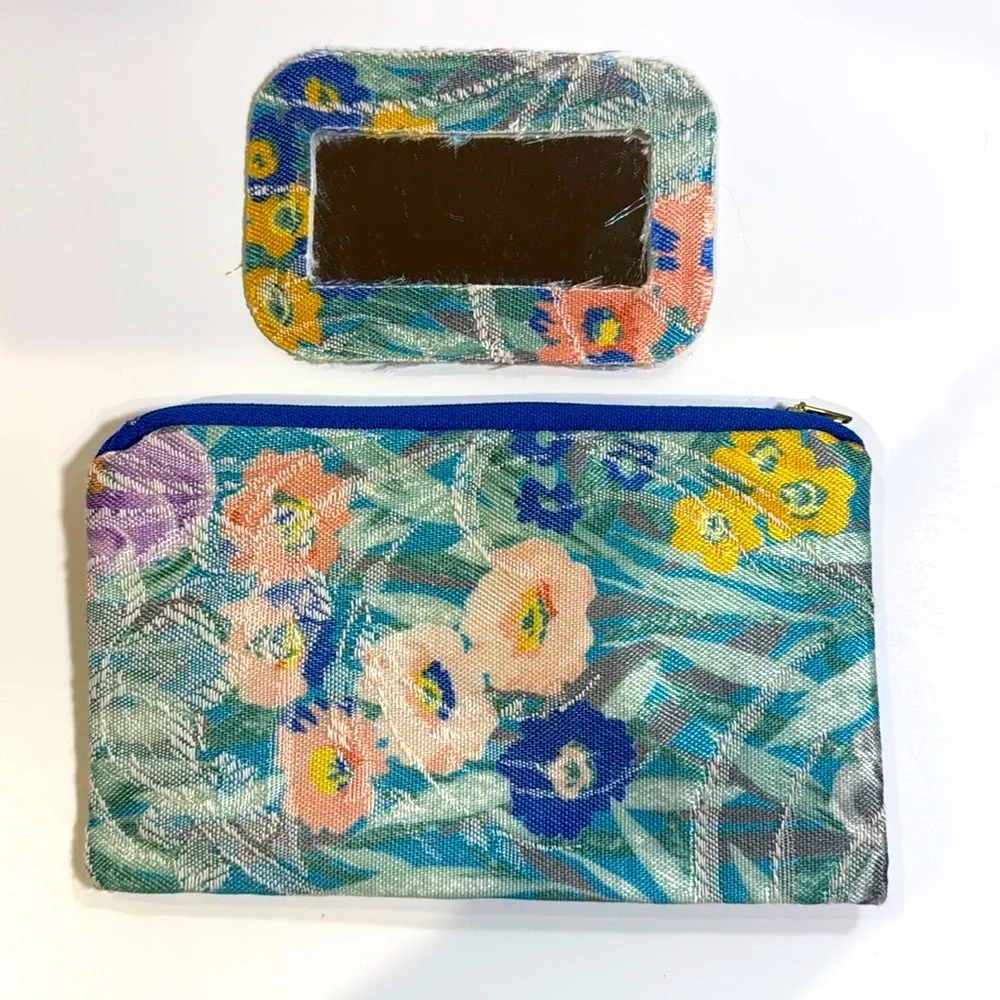 Vintage Siris Floral Tapestry 3 Piece Set Cosmetic Travel Bag Vanity Organizer
